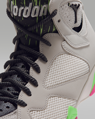 Reviews: Air Jordan 7 Retro 
